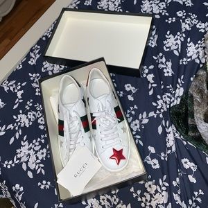 Women's Ace Star Embroidered Leather Gucci Sneaker (authentic)
